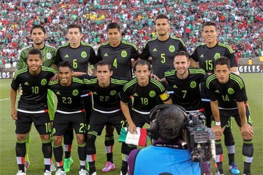 Ecuador_Mexico_Soccer__mschulte@kcstar.com_11