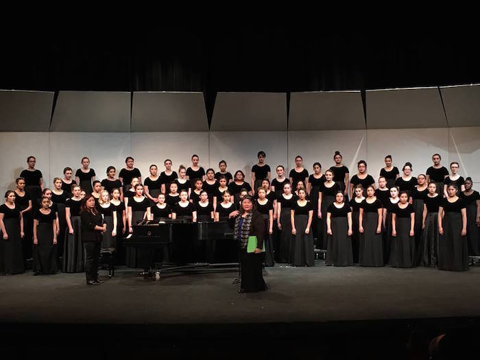 Lincoln Choir Team Earns Superior