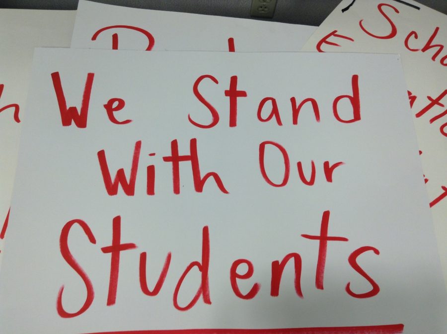 We Stand With Our Students poster. (Jesse Ruiz/Lion Tales)